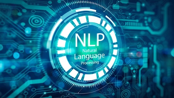 KI und NLP Natürliche Sprachverarbeitung Kognitive Computing-Technologiekonzept.