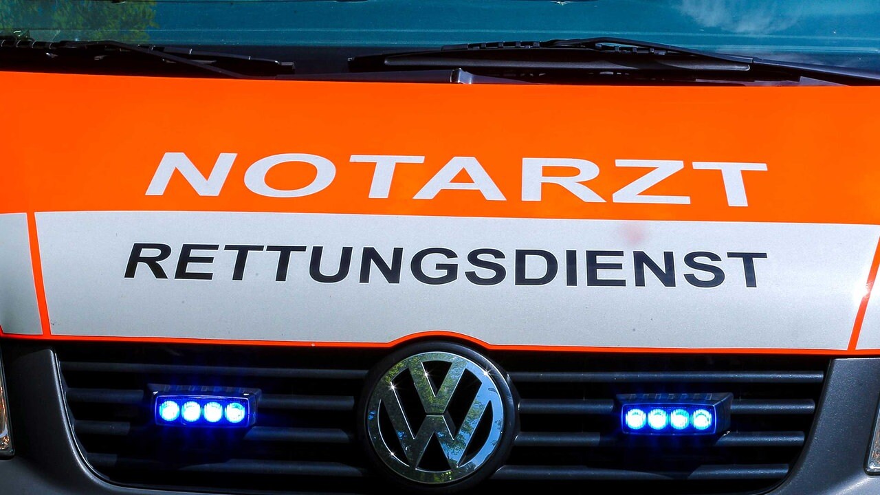 Alle Kliniken Voll Covid Patientin Wird Eine Stunde Umhergefahren Mdr De
