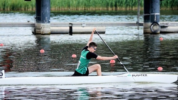 Kanute Kjell Brück vom Wassersportclub Friedersdorf, bei den Deutschen Meisterschaften hat er vier Medaillen gewonnen.