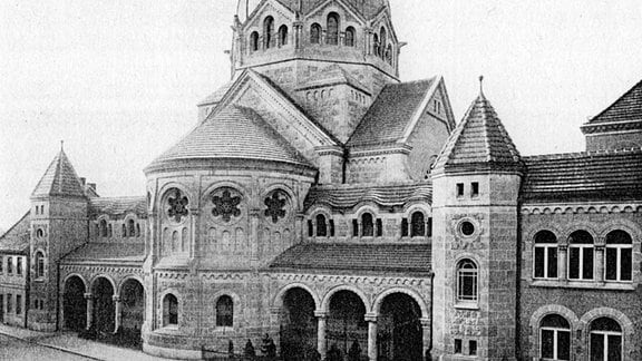 Historische Aufnahme der Synagoge in Dessau.
