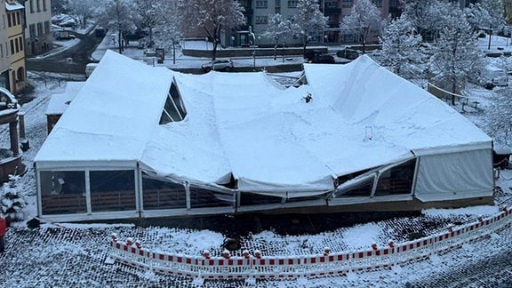 Eislaufhalle Merseburg eingestürztes Dach 4