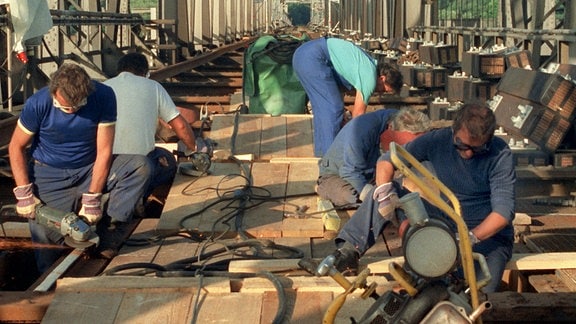 Brückenbauarbeiten 1992 bei Barby