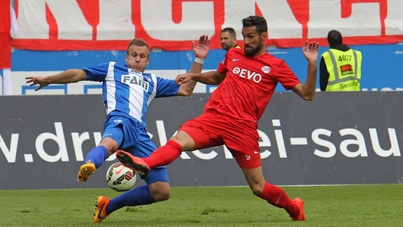 Zweikampf zwischen Felix Schiller (Magdeburg) u. Benjamin Pintol (Offenbach) 