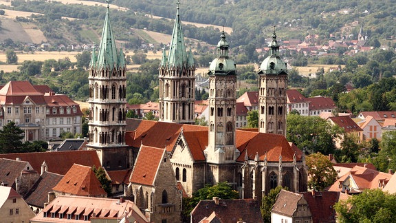Der Naumburger Dom, fotografiert vom Turm einer anderen Kirche