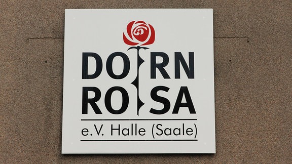 Schild des Vereins Dornrosa