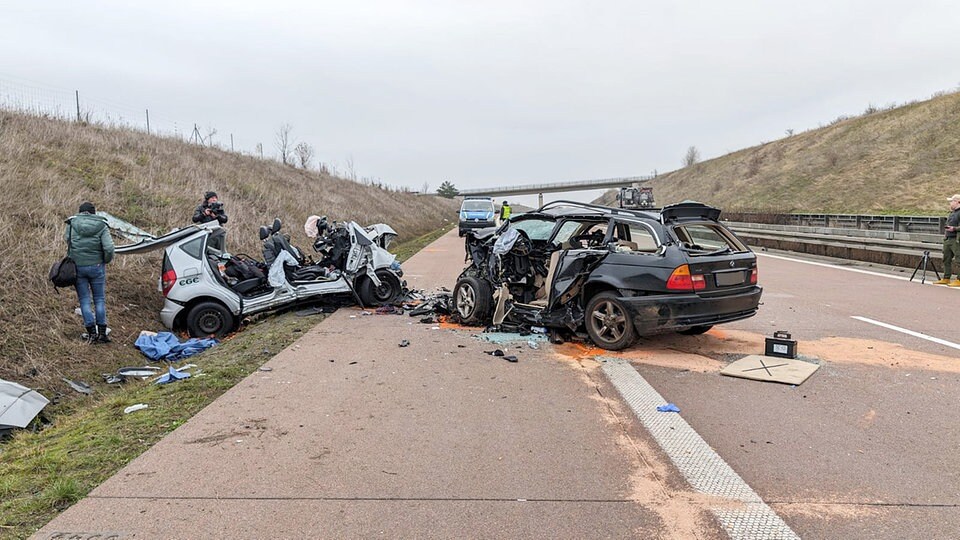 Accident Mortel Sur L'A38 Près De Querfurt : Conducteur à Contresens ...