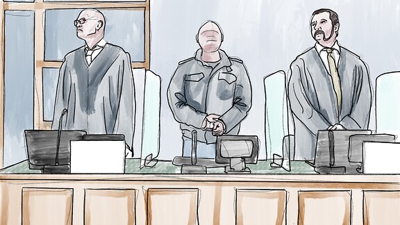 Der angeklagte Stephan B. steht zu Beginn des zwölften Prozesstages neben seinen Verteidigern Hans-Dieter Weber (l) und Thomas Rutkowski im Landgericht. 