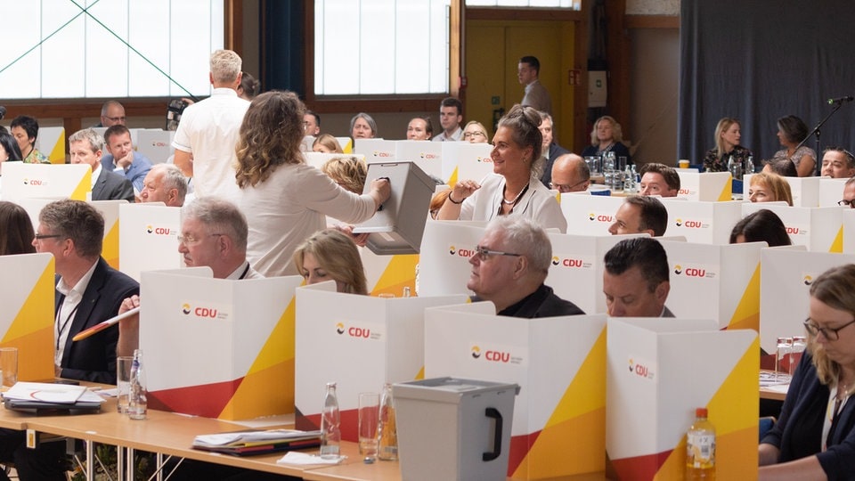 CDU SachsenAnhalt wählt Spitzenkandidaten für Europawahl 2024 MDR.DE