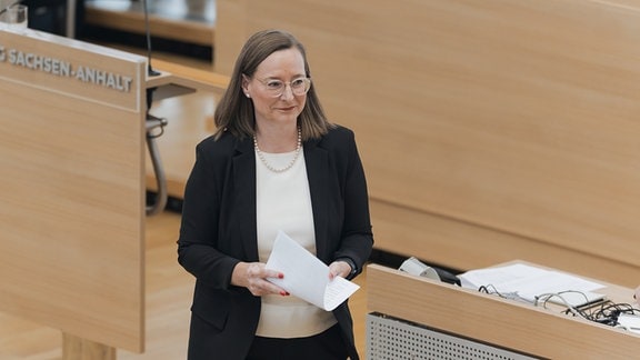 Elrid Pasbrig im Landtag von Sachsen-Anhalt.