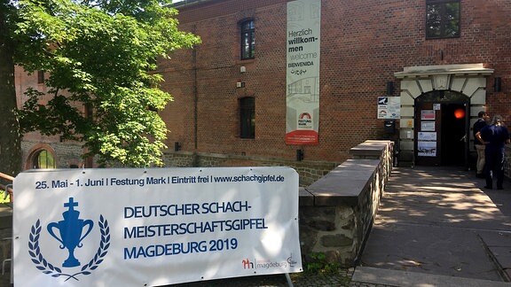 Plakat Schachmeisterschaft Magdeburg vor Festung Mark