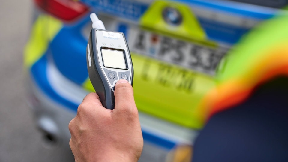 Vier Promille: Mann verursacht Unfall zwischen A2 und A14 bei Magdeburg ...