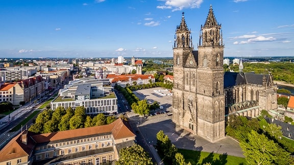 Der Magdeburger Dom 'St. Katharina und St. Mauritius' aus der Vogelperspektive