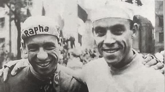 Die Radrennfahrer Tarek Aboul Zahab und Klaus Ampler
