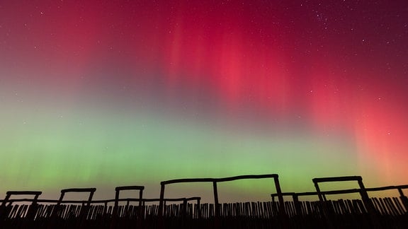 Polarlichter über dem Ringheiligtum Pömmelte