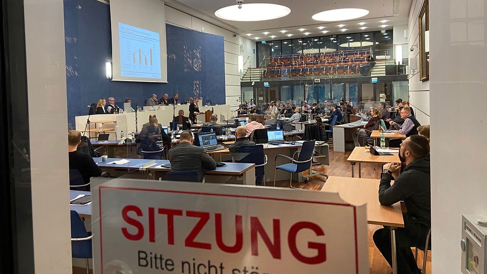 Magdeburg City Council Approves Million-Dollar Loan to Cover Personnel Cost Increase