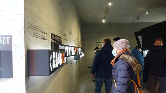 Themenführung und Besuch der Ausstellung Gedenkstätte Isenschnibbe bei der Aktionswoche 2022
