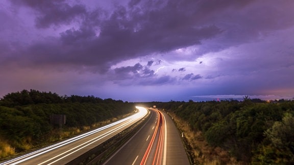 Blitze über Autobahn A14