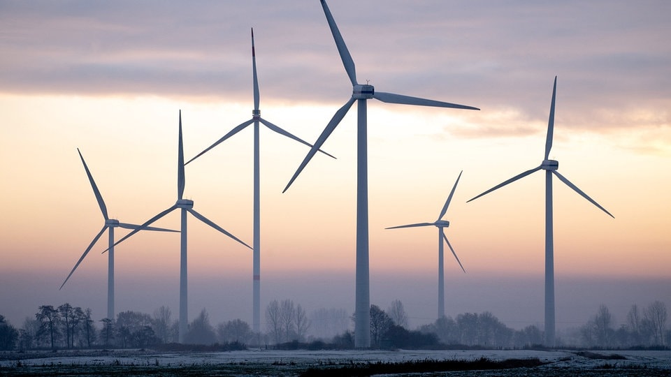 Electricity prices higher because wind turbines are not allowed to rotate