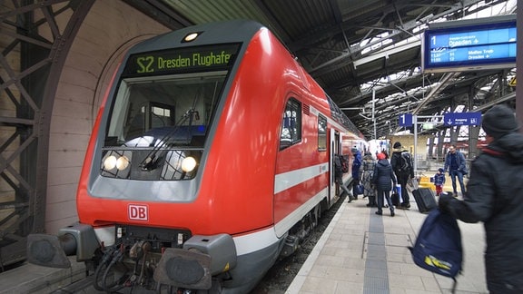 S-Bahn Richtung Dresden Flughafen 