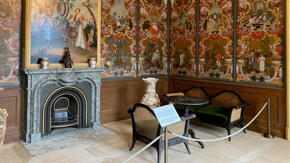 Aufwändige Wandmalereien im Barockschloss Rammenau.