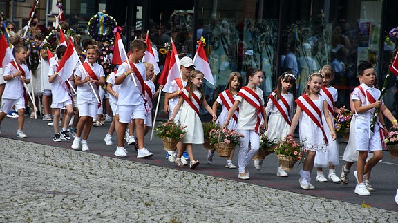  Forstfest - Umzug der Schülerinnen und Schüler in Kamenz 