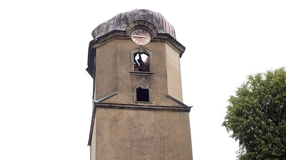 Beschädigte Turmspitze