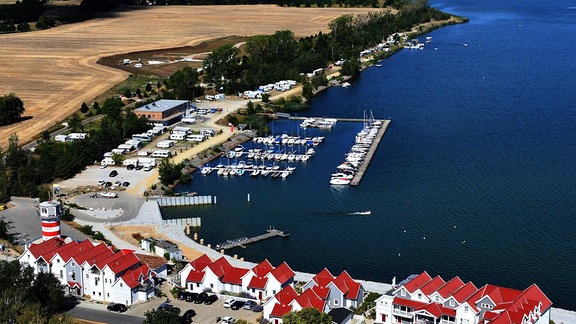 Geierswalder See Hafen Leuchtturm