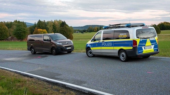 Am Samstagnachmittag kam es auf der Kammstraße zu einem Verkehrsunfall, bei der eine Person ums Leben kam.