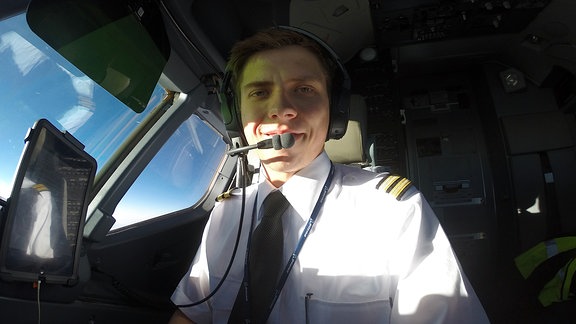 Flugkapittän/Pilot Sebastian Schollbach aus Görlitz