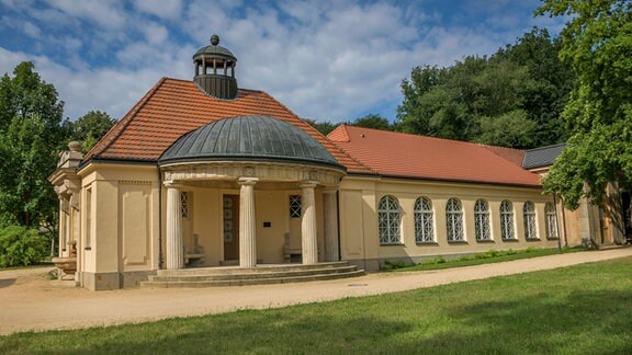 Badehaus im Fürst-Pückler-Park Bad Muskau saniert | MDR.DE
