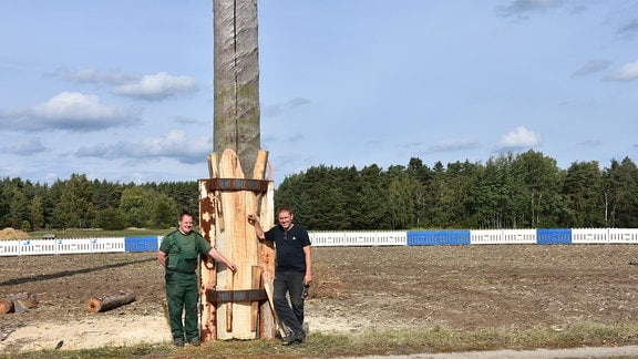 Weltrekord für höchstes Schwedenfeuer in Dauban (Gemeinde Hohendubrau)