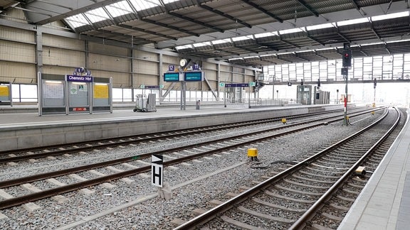 Leere Bahnsteige im Hauptbahnhof Chemnitz