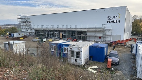 Ein Sport- und Mehrzweckhalle im Bau. 