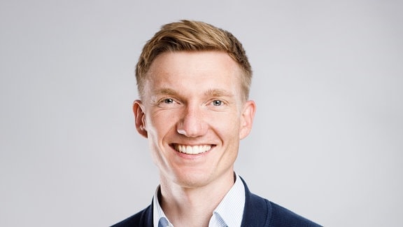 Gregor Blichmann, Chef-Technologe des KI-Unternehmens "Elevait" am Standort Dresden.