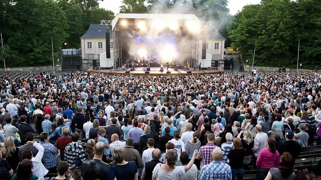 23+ neu Vorrat Freilichtbühne Großer Garten Dresden