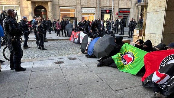 Pegida-Demo und Gegendemo