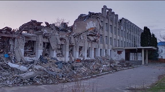 Trümmer einer ehemaligen Schule von Shytomyr