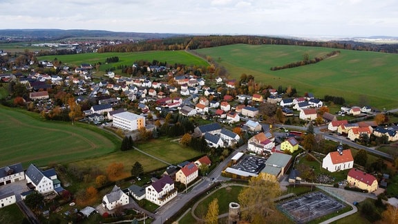 Ein Dorf aus der Luft