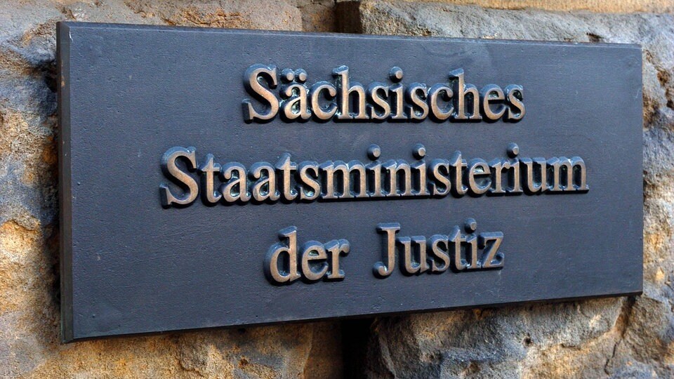 Sachsen Plant Maßnahmenpaket Gegen Extremisten Im Staatsdienst | MDR.DE