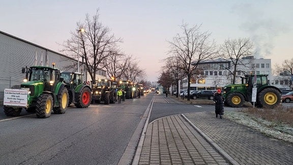 Ticker Zu Bauernprotesten In Sachsen: Tausende Landwirte Bei Protest In ...