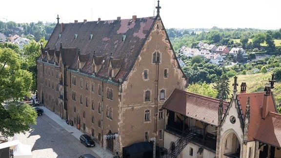 Historisches Kornhaus auf dem Meißner Domplatz.