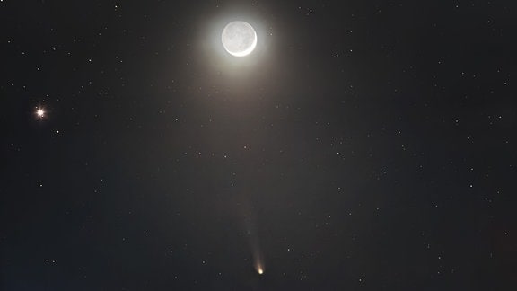 Nachthimmel mit Komet