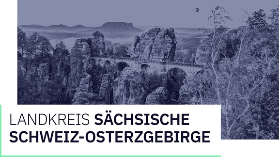 Teaserbild zur Wahl Landkreis Sächsische Schweiz-Osterzgebirge Der Blick von der Bastei bei Lohmen über das Elbtal zum Lilienstein in der Sächsischen Schweiz.