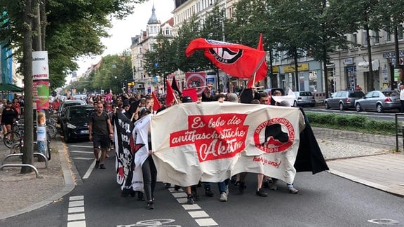 Demo durch die Leipziger Südvorstadt