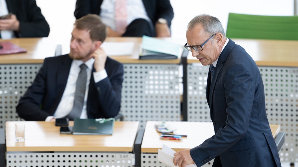 Wahlumfrage In Sachsen: AfD Und CDU Kopf An Kopf Und BSW Im Kommen | MDR.DE