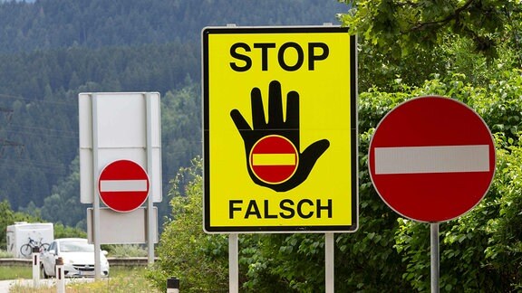 Verkehrstafel Stop Falsch