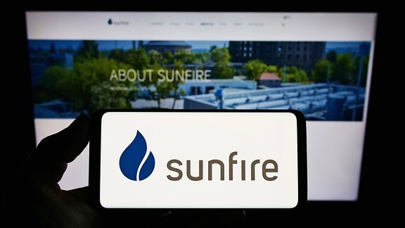 Sunfire-Logo auf einem Smartphone