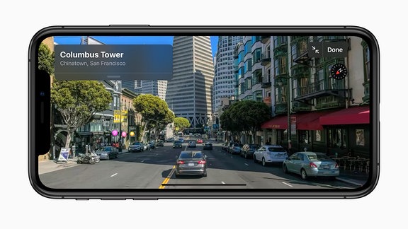 Straßenansicht aus San Francisco auf dem Display eines Smartphones