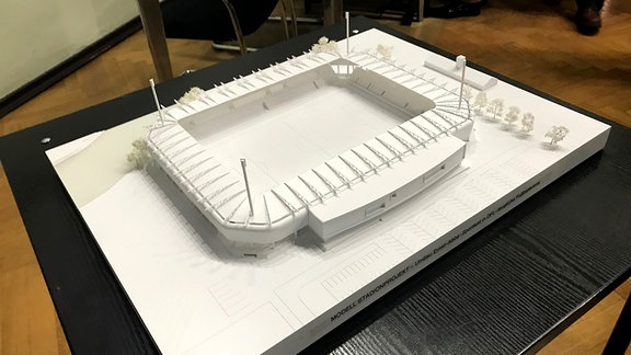 Modell eines Fußballstadions