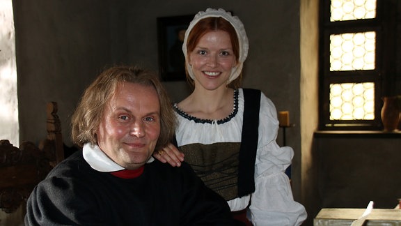 Devid Striesow als Martin Luther und Karoline Schuch als Katharina von Bora